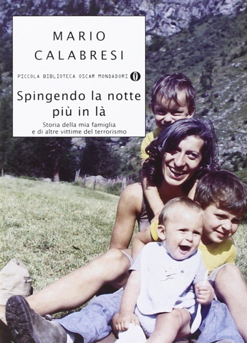 9788804580447-Spingendo la notte più in là. Storia della mia famiglia e di altre vittime del t