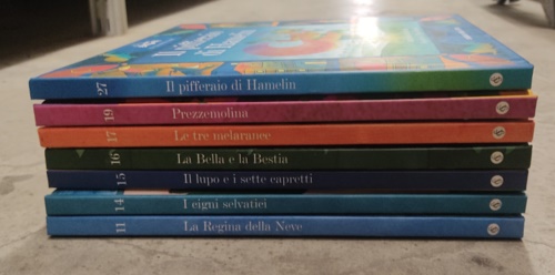 Lotto di 7 volumi de Le Grandi Fiabe del Corriere della Sera con CD allegati.